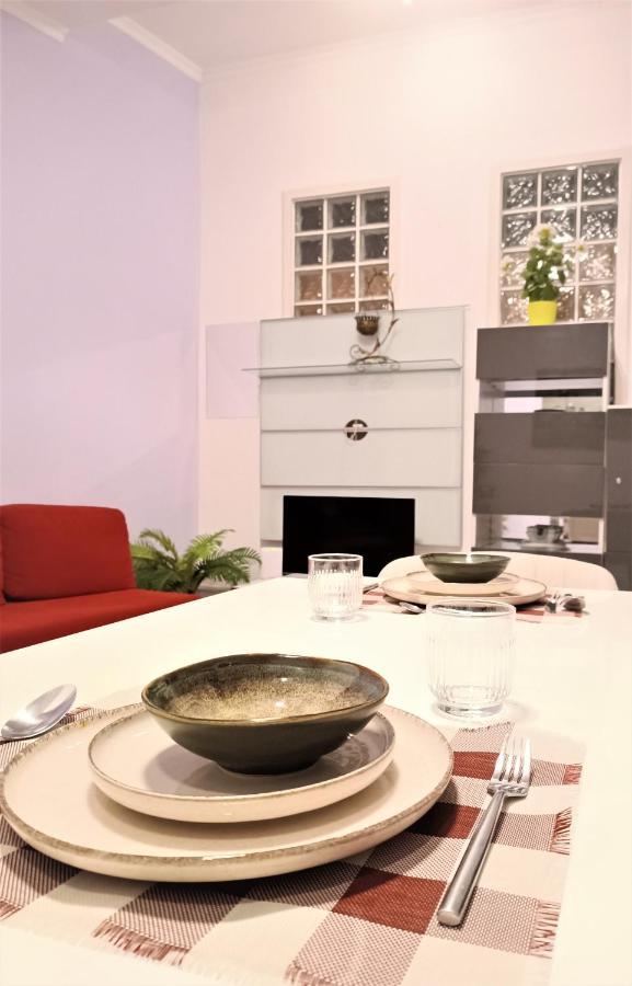 Yes, Yes! Lovely Apartment Good Amenities Budapest Center ภายนอก รูปภาพ